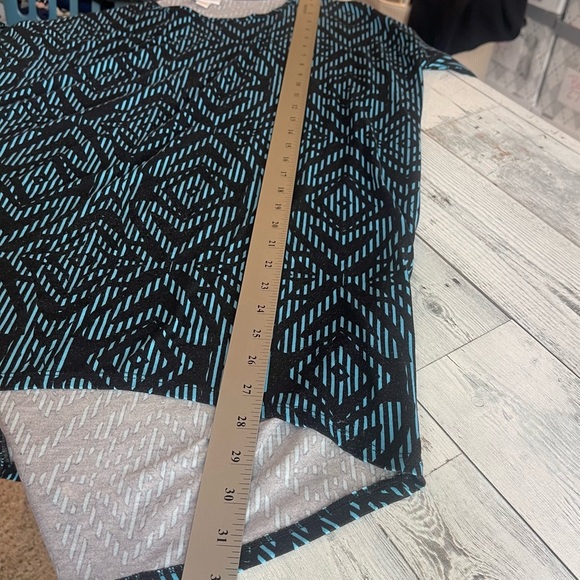 LulaRoe Teal and Black Irma Tunic Top XXS - Picture 8 of 8